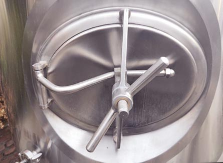 发酵罐（全封闭式冷热缸）